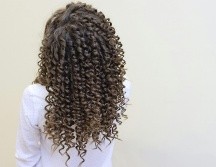 El corte bob es uno de los preferidos, puesto que luce bien ya sea en cabello lacio, ondulado o rizado. UNSPLASH / I. CHISHKOVA