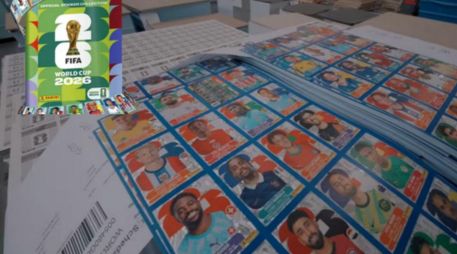 A muchos fans les sorprendió ver cómo se imprimen las codiciadas estampitas del álbum Panini del Mundial 2026. TIKTOK/Alan por el Mundo