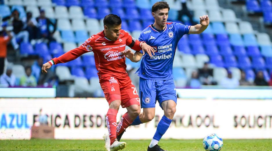 Atlas y Cruz Azul se preparan para un nuevo capítulo de Liguilla donde el pasado de los Zorros pesa, pero el presente de la Máquina Celeste puede marcar la diferencia, en el juego más disparejo de la fase final de la Liga MX. IMAGO7