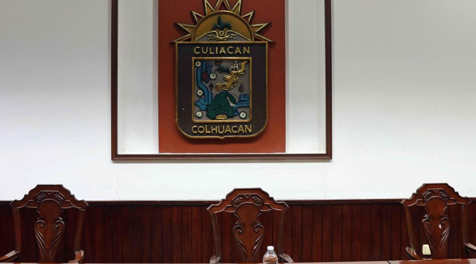 Juan de Dios Gámez no asistió a la sesión extraordinaria donde se aprobó la separación temporal de su cargo. SUN/V. Rosas