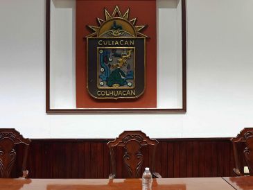 Juan de Dios Gámez no asistió a la sesión extraordinaria donde se aprobó la separación temporal de su cargo. SUN/V. Rosas