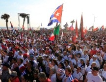 El Gobierno cubano convirtió este viernes la celebración del Primero de mayo en una concentración de apoyo y centró sus lemas en la defensa de la soberanía nacional EFE/E. Mastrascusa