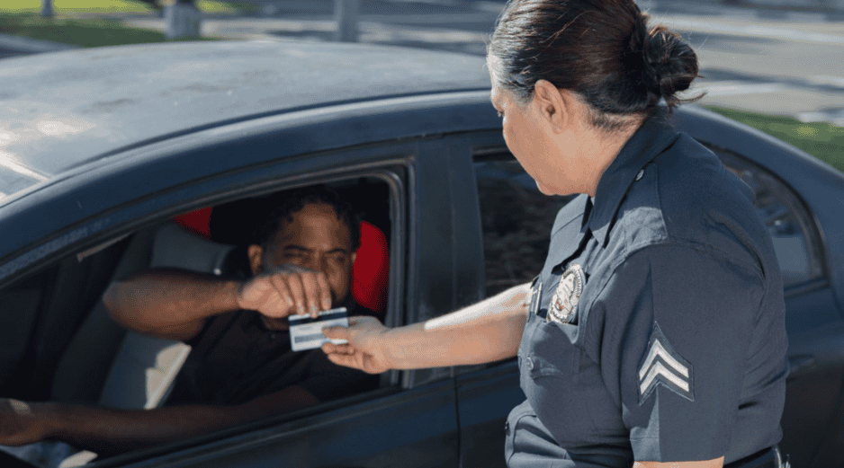 Renovar o reponer la tarjeta de circulación es un trámite necesario para cumplir con la normativa vehicular y evitar complicaciones legales. CANVA