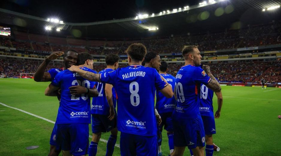 El Cruz Azul ganó 3-2 al Atlas en la ida de los cuartos de final y dio un importante paso rumbo a las semifinales. EL INFORMADOR/A. Navarro