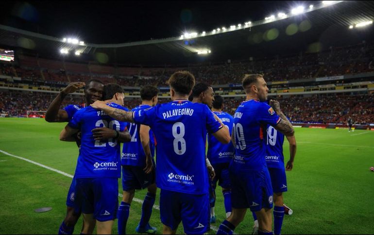 El Cruz Azul ganó 3-2 al Atlas en la ida de los cuartos de final y dio un importante paso rumbo a las semifinales. EL INFORMADOR/A. Navarro