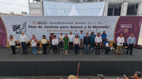 Al encabezar el Plan de Justicia para Atenco y la Montaña, segunda restitución de tierras, la presidenta Claudia Sheinbaum aseguró que jamás habrá represión como la que se vivió hace dos décadas en Atenco. X / @Claudiashein