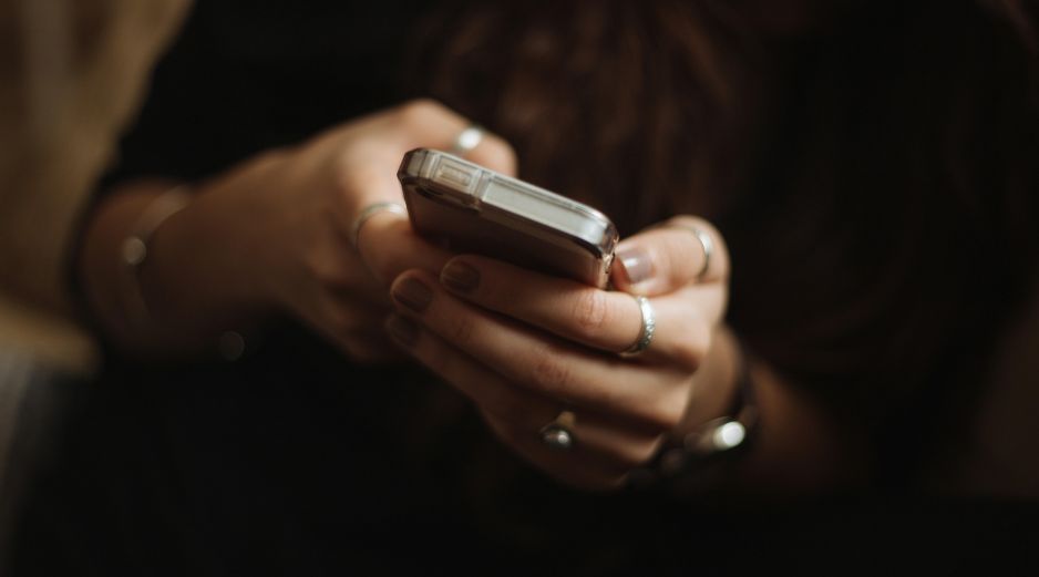 Esta nueva regulación representa un cambio importante en el sector de las telecomunicaciones y pretende hacer frente a los delitos como extorsión o fraude telefónico. UNSPLASH