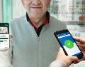 Muchos adultos mayores aún desconocen que su tarjeta del Banco del Bienestar está respaldada por la red financiera nacional y limitan su uso al retiro de efectivo. ESPECIAL, FACEBOOK / Banco del Bienestar y CANVA