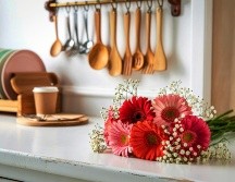 Las flores se comparan directamente con la belleza externa y emocional de una madre. ESPECIAL / CANVA