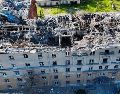 Daños en un edificio de la ciudad ucraniana de Dnipro tras una serie de ataques con misiles rusos. EFE/Dnipropetrovsk Regional Military Administration