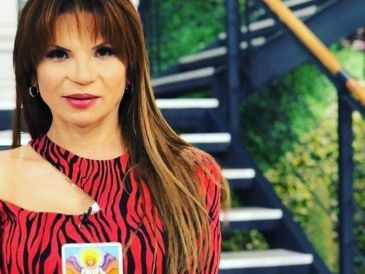 Durante la semana del 5 al 10 de mayo de 2026, la reconocida astróloga Mhoni Vidente dio a conocer las cartas del tarot que regirán la energía de cada signo zodiacal. FACEBOOK / Mhoni Vidente