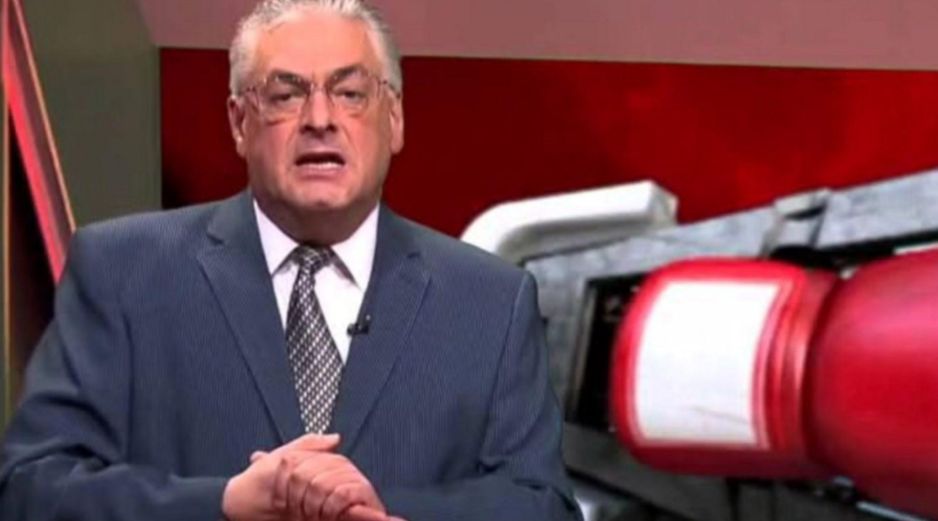 Reconocido por su estilo agudo, crítico y apasionado, Lamazón dedicó gran parte de su vida a narrar y analizar el pugilismo en TV Azteca Deportes, consolidándose como una de las voces más influyentes en este deporte. INSTAGRAM / Eduardo Lamazon