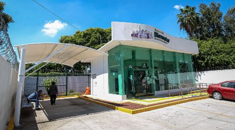 La aplicación del Banco del Bienestar permite consultar el saldo en tiempo real y evitar filas innecesarias en las sucursales. EL INFORMADOR/ARCHIVO