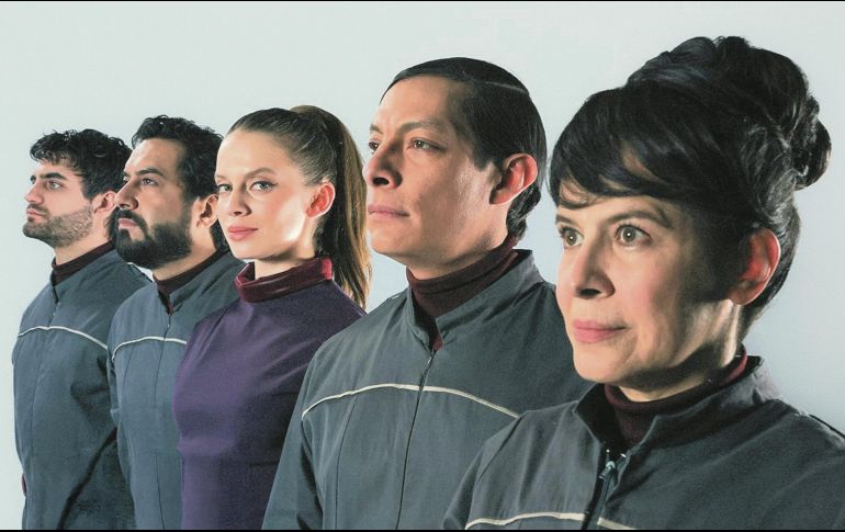 Imagen que presenta al elenco de la película mexicana de ciencia ficción “La velocidad del zoom”. ESPECIAL