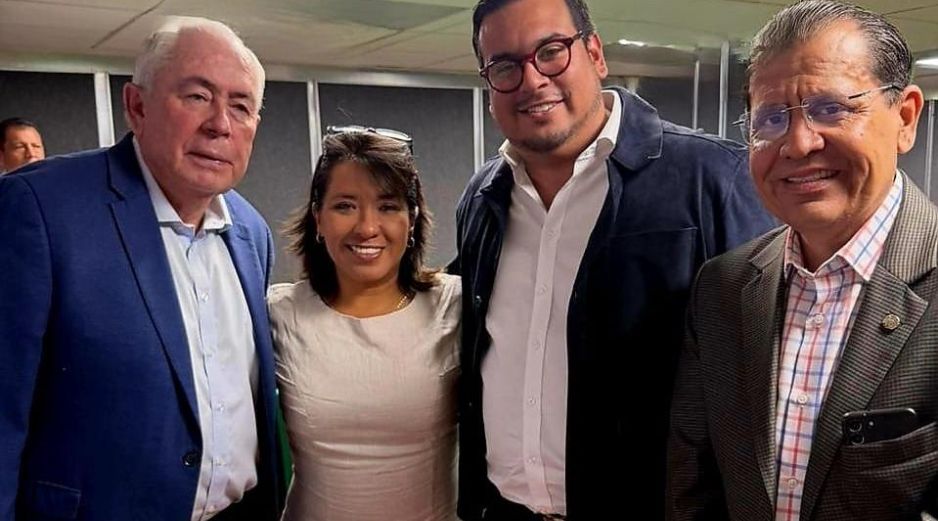Leonel Cota, Columba Jazmín López, Antonio Talamantes y Víctor Pérez. ESPECIAL