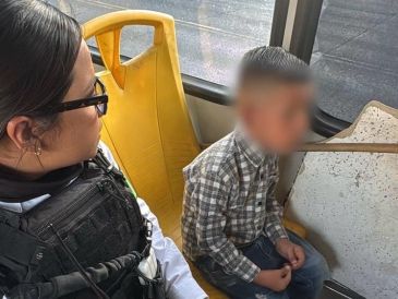 En entrevista con el niño, este solo respondió que su mamá estaba trabajando y quería aprovechar para visitar a unos amigos y jugar "FC 26". CORTESÍA
