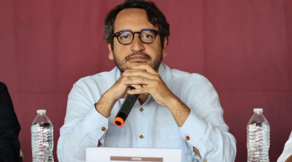 Andrés Manuel López Beltrán le lanzó un reto a Loret de Mola que de inmediato llamó la atención en redes. SUN/ARCHIVO