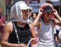 Evitar un golpe de calor es primordial para la salud pública en estas fechas. SUN/F. Rojas