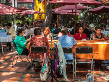 El Día de las Madres es uno de los festivos más importantes para las familias mexicanas. SUN / ARCHIVO