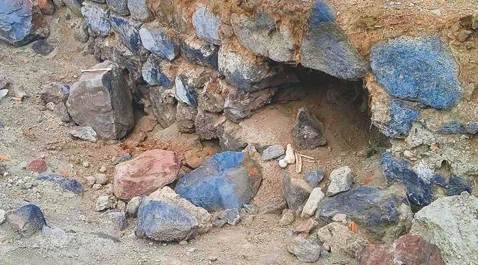 Foto que refleja la destrucción del sitio arqueológico de Los Tlalteles. CORTESÍA