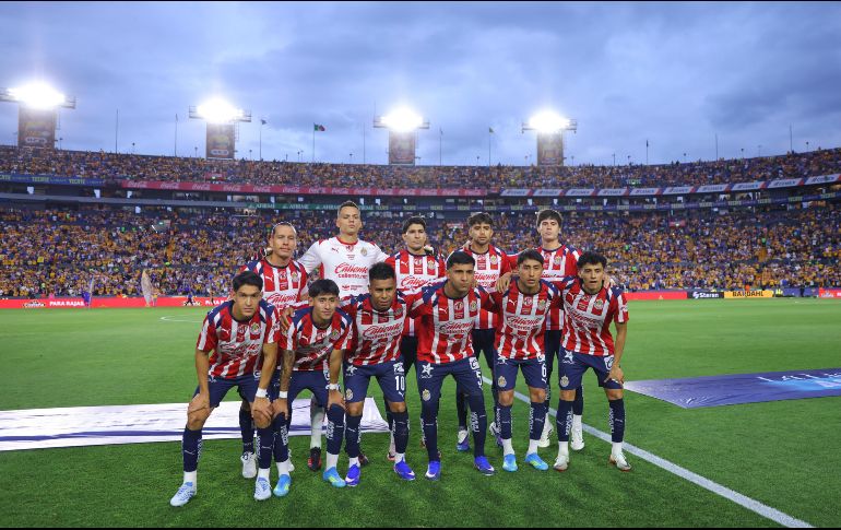Chivas padeció la ausencia de sus seleccionados en el juego de ida de los cuartos de final frente a Tigres. IMAGO7/R. Rodríguez