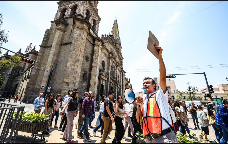 En nuestro Estado de Jalisco, las unidades locales de protección civil propusieron un escenario basado en los peligros específicos de la zona. En este caso llega la alerta sísmica a los celulares. EL INFORMADOR / ARCHIVO