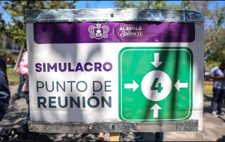 En el caso de Palacio de Gobierno, fueron evacuadas 220 personas, entre ellas, el gobernador de Jalisco, así como un grupo de alrededor de 20 niñas y niños del municipio de Teuchitlán. EL INFORMADOR/ A. Navarro