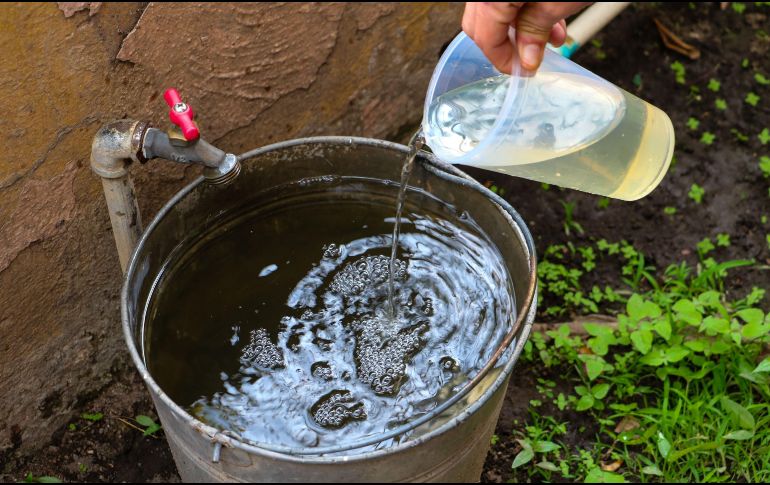 Las altas temperaturas pueden provocar que el agua se contamine, especialmente si esta proviene de ríos, pozos, tuberías. EL INFORMADOR / ARCHIVO