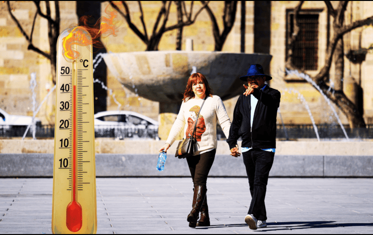 Prepárate antes de salir de casa, porque el calor no dará tregua hoy en la ciudad de Guadalajara. EL INFORMADOR / ARCHIVO