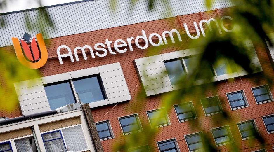 Este jueves se informó sobre la hospitalización en Ámsterdam de una azafata neerlandesa que presenta síntomas de la enfermedad. EFE/K. VAN
