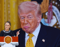 La Mandataria dijo que el gobierno de Trump debe implementar políticas para reducir el consumo de fentanilo en su país, y disminuir el tráfico de armas de Estados Unidos a México. EFE / Y. Gripas / I. Esquivel