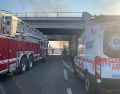 Hasta el momento, no se han dado a conocer las causas que originaron el fuego en el vehículo. ESPECIAL / Protección Civil y Bomberos de Jalisco