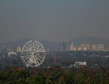Esta mañana, la Ciudad de México mostró niveles altos de contaminación. EFE/S. Gutiérrez