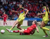 América Femenil dejó claro por qué terminó como líder del torneo con 42 puntos, al desplegar un futbol rápido, dinámico y sólido durante los 90 minutos del primer partido. IMAGO7