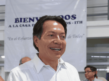 El Secretario de Educación resaltó la importancia de escuchar todas las voces involucradas en el sistema educativo antes de tomar una decisión definitiva sobre el calendario escolar. FACEBOOK / Mario Delgado Carrillo