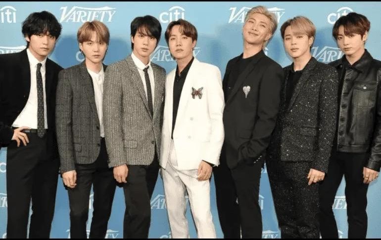 BTS ha incluido una dinámica especial en su tour internacional: dos temas secretos que cambian en cada presentación. EFE/ Archivo