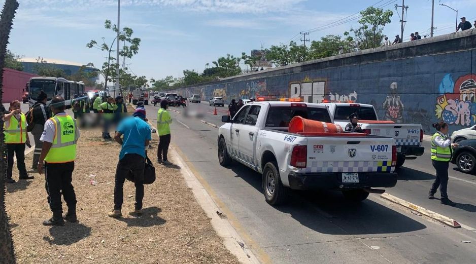 Policía Vial Jalisco atiende el atropellamiento en Periférico y la Calzada Independencia. ESPECIAL