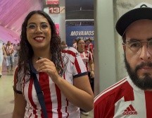 Aficionados de Chivas confían en una remontada ante Tigres y mantienen viva la ilusión de avanzar en la Liguilla. EL INFORMADOR/ F. RAMÍREZ.