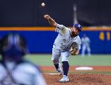 Luis Iván Rodríguez salió del juego cargando con la tercera derrota de la campaña, tras cinco entradas de labor con diez imparables, cuatro carreras limpias y solo un ponche. CORTESÍA/ CHARROS DE JALISCO.
