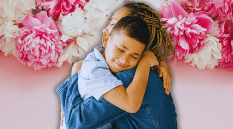Este Día de las Madres, atrévete a romper el molde comercial tradicional, cuida tus finanzas personales y, sobre todo, recuerda siempre la regla de oro: regale afecto, no lo compre. ESPECIAL / CANVA