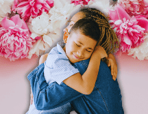 Este Día de las Madres, atrévete a romper el molde comercial tradicional, cuida tus finanzas personales y, sobre todo, recuerda siempre la regla de oro: regale afecto, no lo compre. ESPECIAL / CANVA