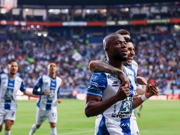En pleno Día de las Madres, el equipo de Esteban Solari decidió regalarles una noche redonda. IMAGO7.