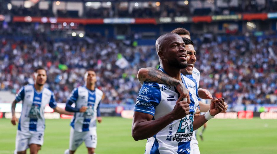 En pleno Día de las Madres, el equipo de Esteban Solari decidió regalarles una noche redonda. IMAGO7.