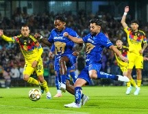 Los líderes del torneo supieron resistir la lluvia de oportunidades generadas por su acérrimo rival. IMAGO7.