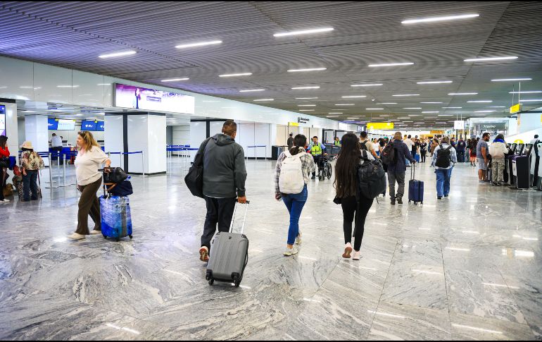 En cuanto al tráfico de pasajeros, aunque en Guadalajara hay una recuperación, Puerto Vallarta aún registra una disminución. EL INFORMADOR/ARCHIVO