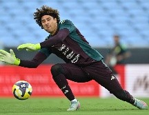 A sus 40 años, Guillermo Ochoa no solo busca defender la portería, sino inscribir su nombre en la eternidad del futbol mundial. IMAGO7