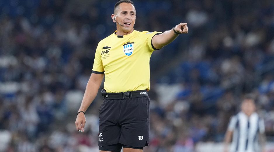 El miércoles y jueves, todas las miradas estarán puestas en ellos: los árbitros deberán asegurar que la nota principal se escriba con goles y no con errores de apreciación. IMAGO7.