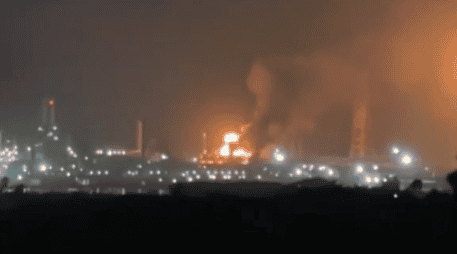 Los equipos de seguridad activaron los protocolos internos de emergencia para contener el fuego en la planta de amoníaco. EL INFORMADOR/ARCHIVO