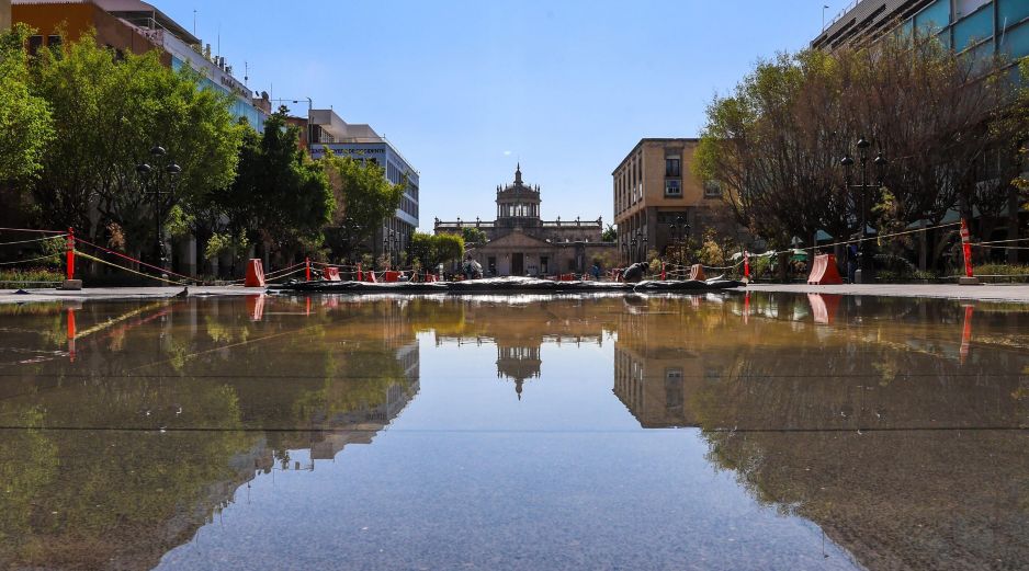 Aunque las obras principales ya fueron concluidas, en las próximas semanas se terminarán algunos detalles en la Plaza Tapatía. EL INFORMADOR / A. Navarro