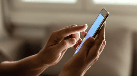 El objetivo principal de esta medida es vincular cada línea telefónica con una persona responsable para reducir delitos relacionados con el uso ilícito de tecnologías de comunicación. CANVA